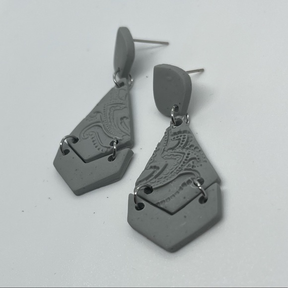 NWT Handmade Clay Earrings - Picture 4 of 9